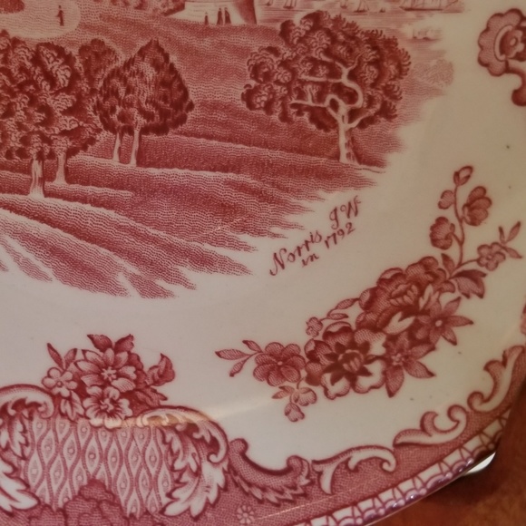Old Britain Castles Red Bowl by Johnson Brothers - Picture 3 of 4